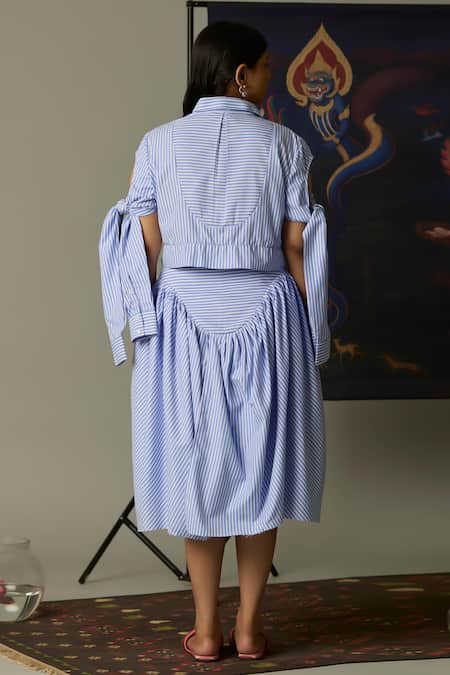 Shop Quod Blue Cotton Collared Cropped Tie-up Sleeves Shirt at Aza Fashions Shop_Quod_Blue Cotton Collared Cropped Tie-up Sleeves Shirt _at_Aza_Fashions