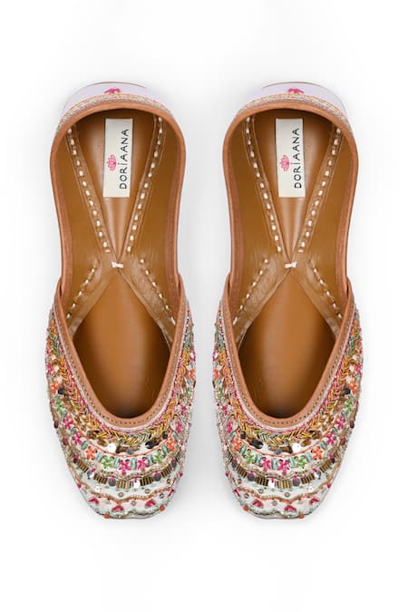 Doriaana Zara Designer Embroidered Jutti 