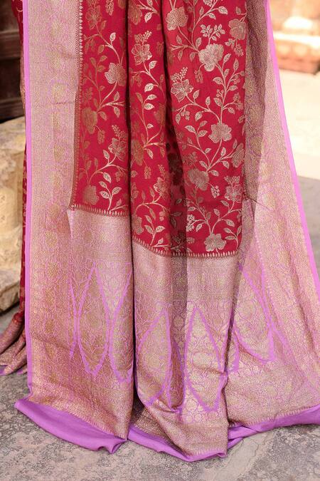 Buy_Naaritva India_Maroon Crepe, Chiffon, Silk Zari Hand Woven Banarasi Saree With Running Blouse 