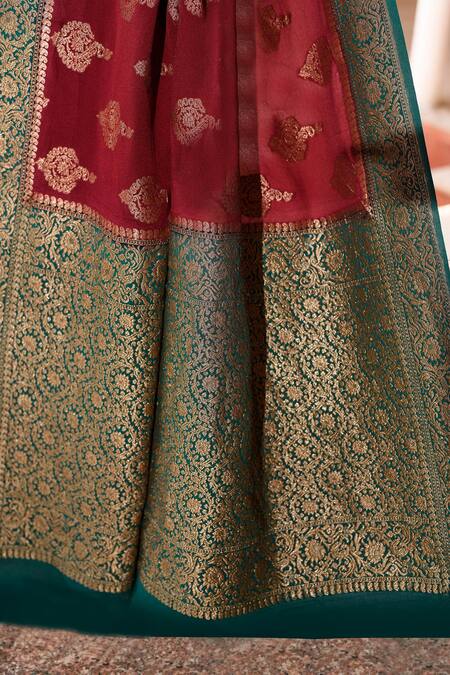 Buy_Naaritva India_Maroon Crepe Zari Hand Woven Cocoa Brown Banarasi Saree With Running Blouse 