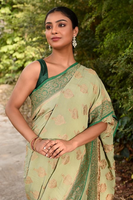 Naaritva India_Green Crepe Zari Hand Woven Light Pista Banarasi Saree With Running Blouse _Online_at_Aza_Fashions