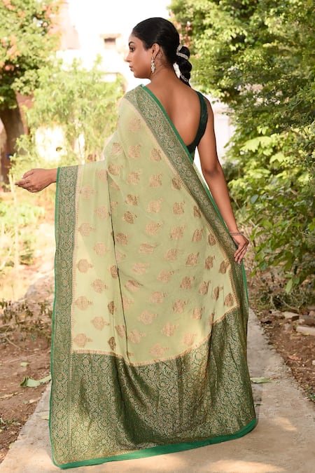 Shop_Naaritva India_Green Crepe Zari Hand Woven Light Pista Banarasi Saree With Running Blouse _at_Aza_Fashions