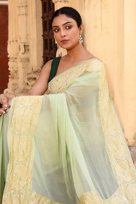 Naaritva India_Green Crepe Zari Pastel Pista Hand Woven Banarasi Saree With Running Blouse _Online_at_Aza_Fashions