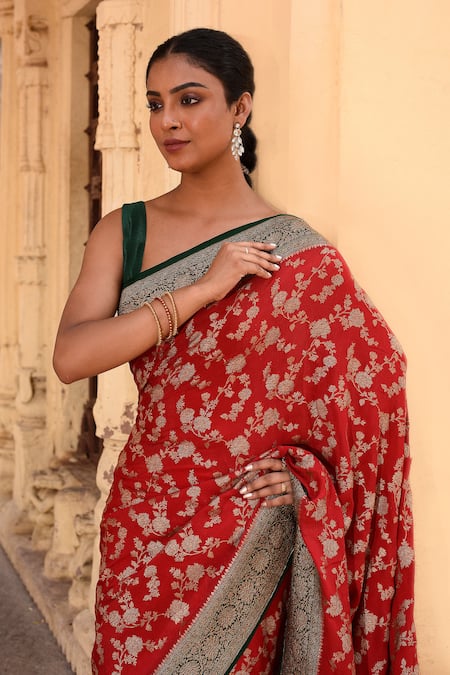 Shop_Naaritva India_Red Crepe, Chiffon, Silk Zari Hand Woven Banarasi Saree With Running Blouse_Online_at_Aza_Fashions
