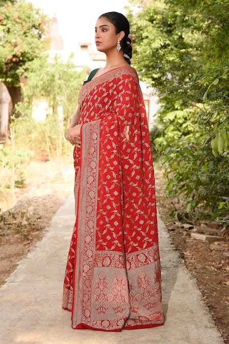 Naaritva India_Red Crepe, Chiffon, Silk Zari Hand Woven Banarasi Saree With Running Blouse _at_Aza_Fashions
