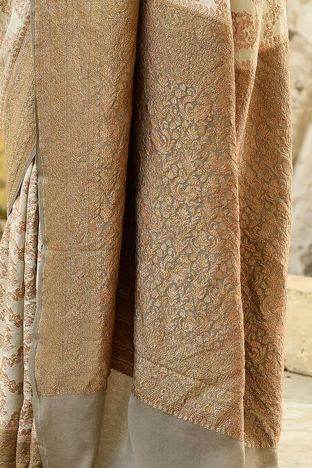 Buy_Naaritva India_Green Chiffon, Silk Zari Pastel Banarasi Hand Woven Saree With Running Blouse 