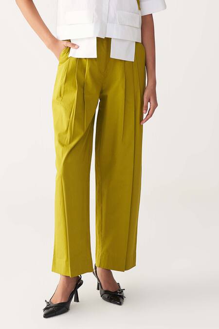 Buy_Three_White Poplin Beads, Fringe Collared Beaded Crop Shirt And Three Pleat Pant 