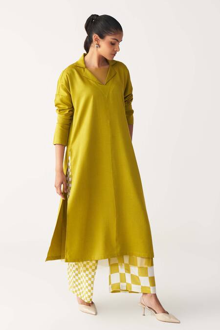 Buy Three Green Tencel, Silk, Crepe V-neck Lime V Tunic Co-ord Set Online at Aza Fashions Buy_Three_Green Tencel, Silk, Crepe V-neck Lime V Tunic Co-ord Set _Online_at_Aza_Fashions