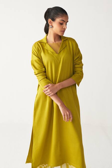 Buy Three Green Tencel, Silk, Crepe V-neck Lime V Tunic Co-ord Set Buy_Three_Green Tencel, Silk, Crepe V-neck Lime V Tunic Co-ord Set