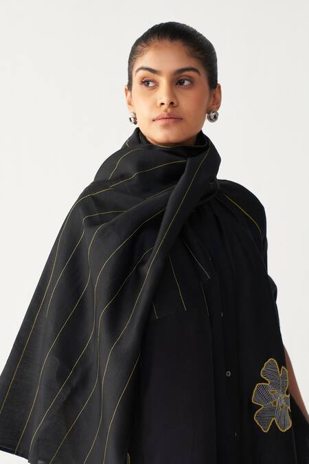 Buy_Three_Black Chanderi, Silk, Organza Embroidery, Fringe Open Neck Floral Kurta Set _Online_at_Aza_Fashions