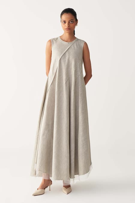 Three Diagonal Pleat Handwoven Dress 