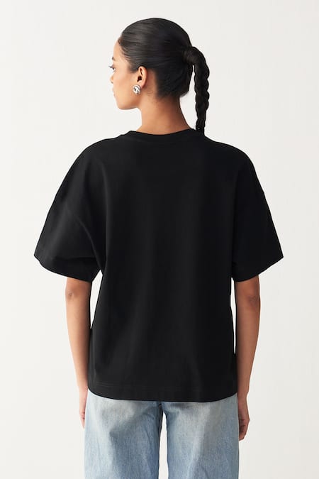 Three Floral Patch Fringe T-shirt 