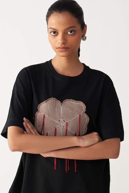 Shop Three Black Cotton, Jersey Applique Round Neck Floral Patch Fringe T-shirt Online at Aza Fashions Shop_Three_Black Cotton, Jersey Applique Round Neck Floral Patch Fringe T-shirt _Online_at_Aza_Fashions