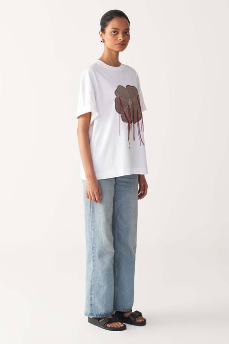 Three_White Cotton, Jersey Applique Round Neck Floral Patch Fringe T-shirt _Online_at_Aza_Fashions