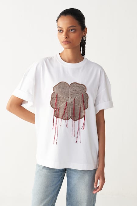 Three Floral Patch Fringe T-shirt 