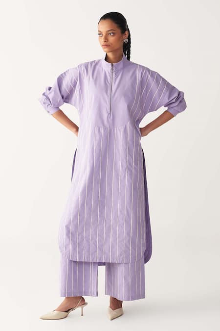 Three Lavender Poplin Embroidery High Neck U-yoke Tunic 
