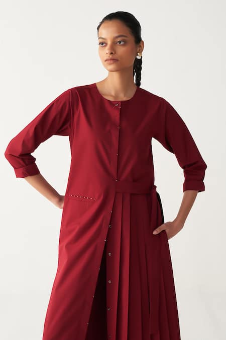 Three Red Poplin Round Neck Madder Front Pleat Jacket Tunic at Aza Fashions Three_Red Poplin Round Neck Madder Front Pleat Jacket Tunic _at_Aza_Fashions
