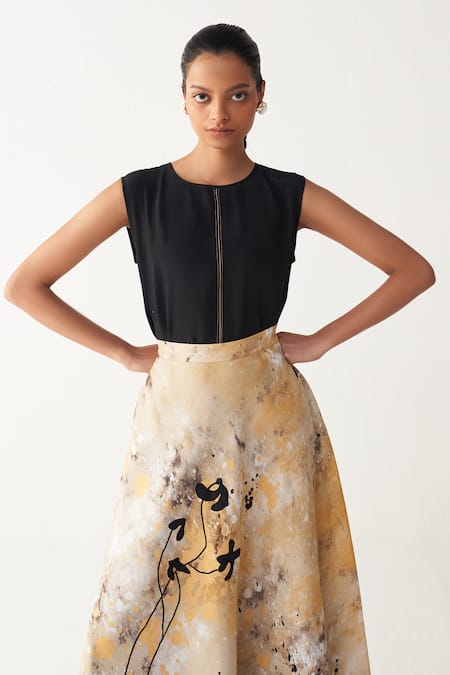 Three Multi Color Silk, Crepe Embroidery Circular Painter Skirt at Aza Fashions Three_Multi Color Silk, Crepe Embroidery Circular Painter Skirt _at_Aza_Fashions