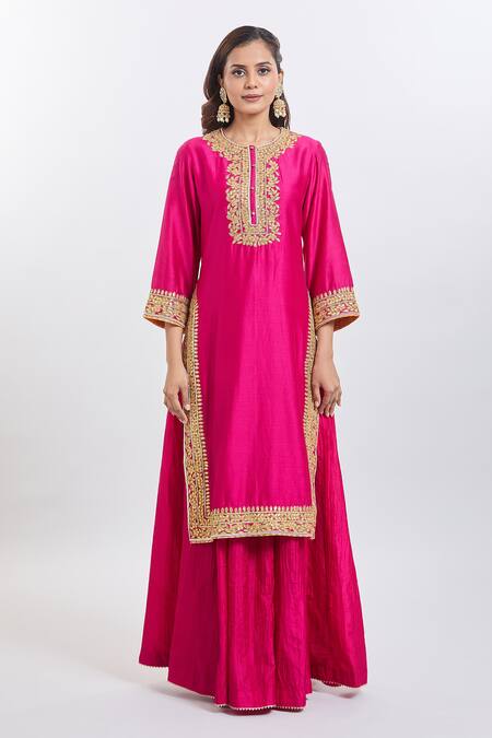 Sheetal Batra Pink Embroidery Round Neck Hot Abbas Set Online at Aza Fashions Sheetal Batra_Pink Embroidery Round Neck Hot Abbas Set _Online_at_Aza_Fashions