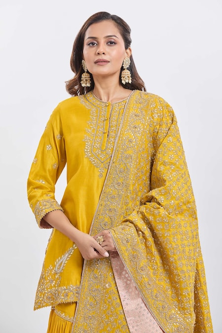 Buy Sheetal Batra Mustard Silk, Cotton Embroidery Round Neck Light Yellow Shamshul Kurta Set Online at Aza Fashions Buy_Sheetal Batra_Mustard Silk, Cotton Embroidery Round Neck Light Yellow Shamshul Kurta Set _Online_at_Aza_Fashions