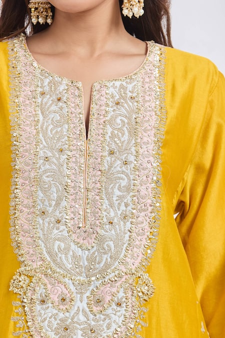 Shop_Sheetal Batra_Mustard Sequins, Embroidery Split V-neck Yellow Shamshul Kurta And Salwar Set _Online_at_Aza_Fashions