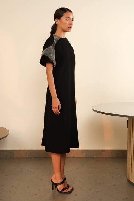 Buy_Somya Goyal_Black Viscose, Polyester, Spandex Round Neck Fish Gill Overlay Dress _Online_at_Aza_Fashions