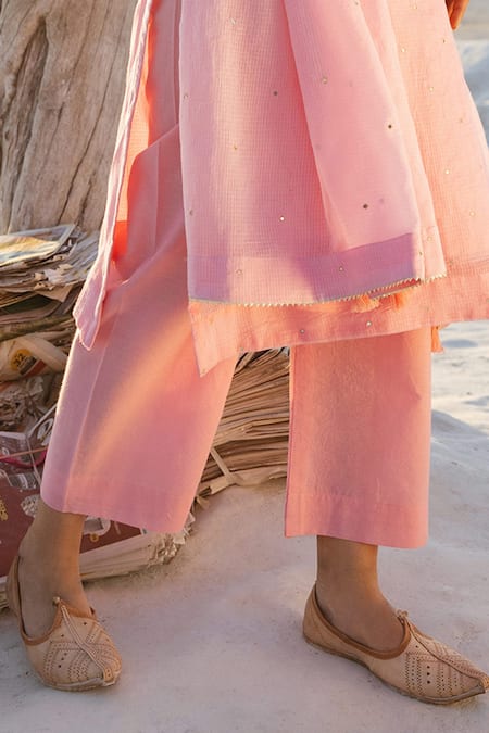 Karaj Jaipur Pink Kota Doria, Cotton Sequins Round Neck Rose Work Kurta Set Online at Aza Fashions Karaj Jaipur_Pink Kota Doria, Cotton Sequins Round Neck Rose Work Kurta Set _Online_at_Aza_Fashions