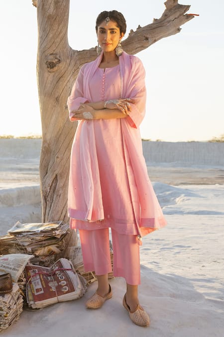 Karaj Jaipur Pink Kota Doria, Cotton Sequins Round Neck Rose Work Kurta Set 