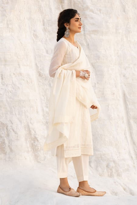 Buy Karaj Jaipur Off White Chanderi, Cotton Embroidery Round Neck Kurta Set Buy_Karaj Jaipur_Off White Chanderi, Cotton Embroidery Round Neck Kurta Set