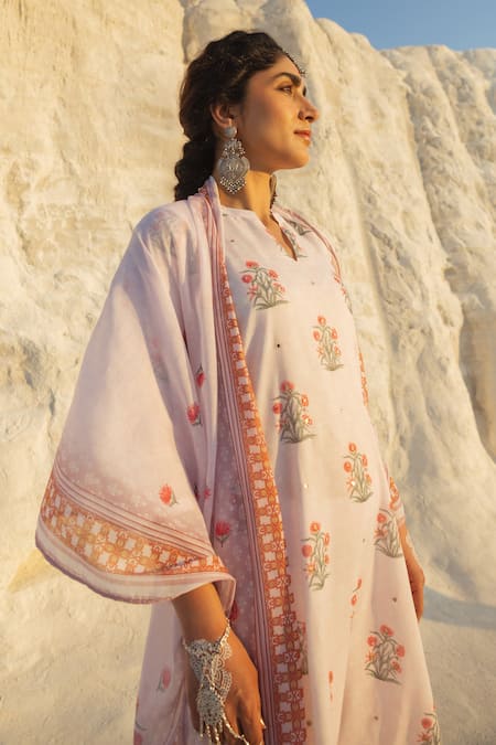 Karaj Jaipur Pink Kota Doria, Cotton Patti, Mirrors Round Neck Pastel Kurta Set Online at Aza Fashions Karaj Jaipur_Pink Kota Doria, Cotton Patti, Mirrors Round Neck Pastel Kurta Set _Online_at_Aza_Fashions