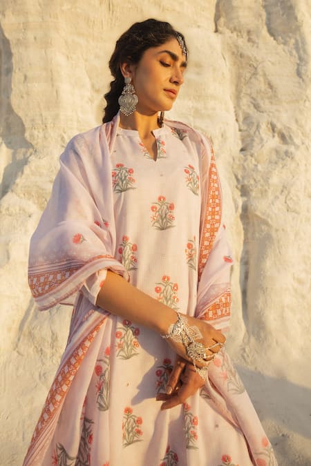 Buy Karaj Jaipur Pink Kota Doria, Cotton Patti, Mirrors Round Neck Pastel Kurta Set Online at Aza Fashions Buy_Karaj Jaipur_Pink Kota Doria, Cotton Patti, Mirrors Round Neck Pastel Kurta Set _Online_at_Aza_Fashions