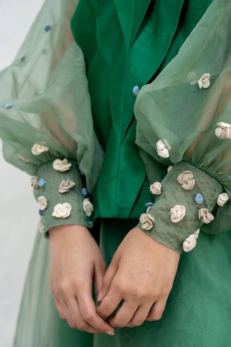 Buy Chambray & CO. Green Chanderi Silk, Organza Embroidery V-neck Hand Skirt Set Buy_Chambray & CO._Green Chanderi Silk, Organza Embroidery V-neck Hand Skirt Set