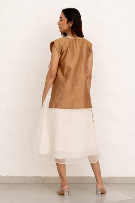 Shop Chambray & CO. White Chanderi Silk, Cotton, Organza Embroidery Round Ivory And Brown Dress Set at Aza Fashions Shop_Chambray & CO._White Chanderi Silk, Cotton, Organza Embroidery Round Ivory And Brown Dress Set _at_Aza_Fashions