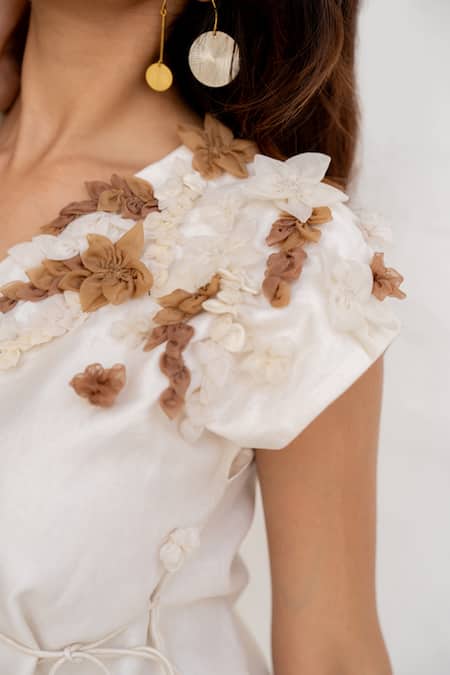 Buy Chambray & CO. Ivory Chanderi Silk, Cotton Fabric Flowers V-neck Skirt Set Buy_Chambray & CO._Ivory Chanderi Silk, Cotton Fabric Flowers V-neck Skirt Set