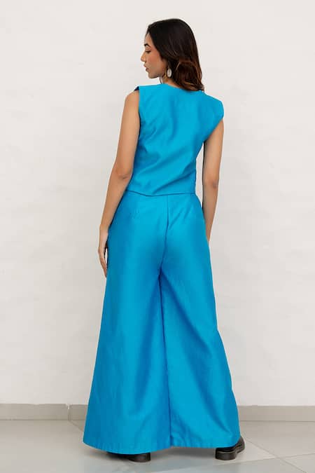 Shop Chambray & CO. Cobalt Chanderi Silk, Cotton Embroidery V-neck Blue Pant Set at Aza Fashions Shop_Chambray & CO._Cobalt Chanderi Silk, Cotton Embroidery V-neck Blue Pant Set _at_Aza_Fashions