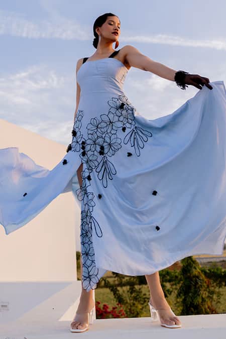 Chambray & CO. Blue Chanderi Silk, Cotton Embroidery Sweetheart Neck Powder Hand Dress at Aza Fashions Chambray & CO._Blue Chanderi Silk, Cotton Embroidery Sweetheart Neck Powder Hand Dress _at_Aza_Fashions