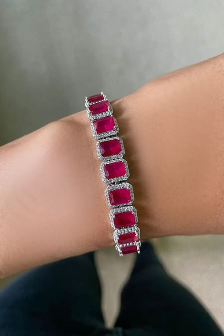 PRERTO_Red Imitation Gemstones Yanam Ruby Diamonte Necklace Set _Online_at_Aza_Fashions