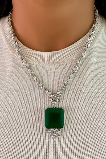 Prerto Emerald Green Diamonds, Crystals Mahe Square Necklace Set 