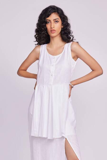 Buy Dev And Viv White Linen Round Neck Button Detail Maxi Dress Online at Aza Fashions Buy_Dev And Viv_White Linen Round Neck Button Detail Maxi Dress _Online_at_Aza_Fashions