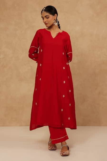 Charu Makkar Red Chanderi, Cotton Embroidery V-neck Kurta And Pant Set Online at Aza Fashions Charu Makkar_Red Chanderi, Cotton Embroidery V-neck Kurta And Pant Set _Online_at_Aza_Fashions