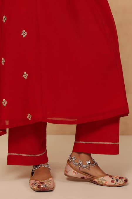 Shop Charu Makkar Red Chanderi, Cotton Embroidery V-neck Kurta And Pant Set Online at Aza Fashions Shop_Charu Makkar_Red Chanderi, Cotton Embroidery V-neck Kurta And Pant Set _Online_at_Aza_Fashions