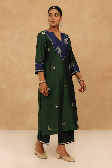 Buy_Charu Makkar_Green Silk, Chanderi, Cotton Embroidery V-neck Royal And Navy Blue Kurta Pant Set _Online_at_Aza_Fashions