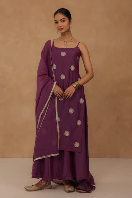 Charu Makkar_Purple Chanderi Embroidery Square Neck Kurta Set _Online_at_Aza_Fashions