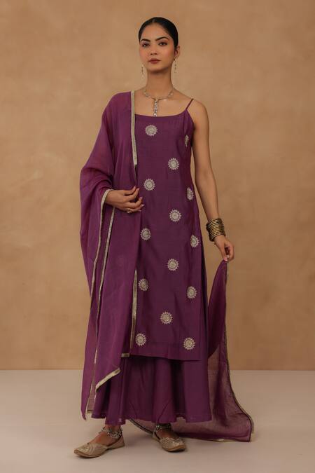 Buy_Charu Makkar_Purple Chanderi Embroidery Square Neck Kurta Set _Online_at_Aza_Fashions