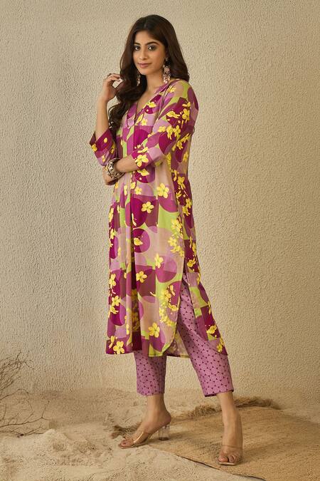 Buy_Label Nitika_Purple Cotton Split V-neck Floral Print Kurta And Pant Set 