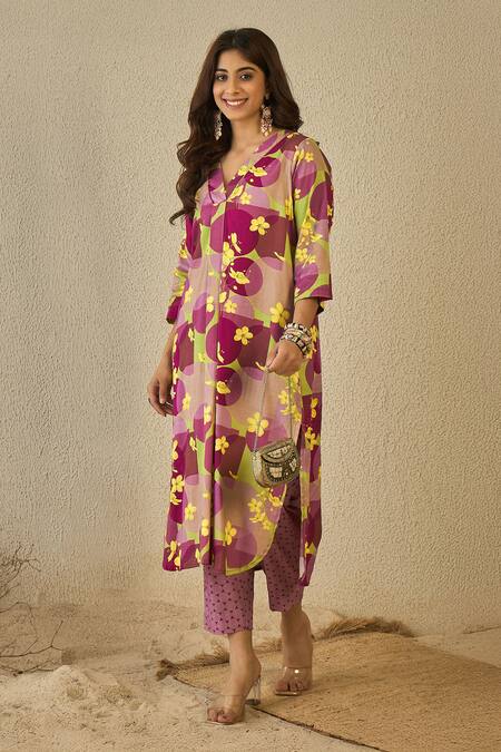 Shop_Label Nitika_Purple Cotton Split V-neck Floral Print Kurta And Pant Set 