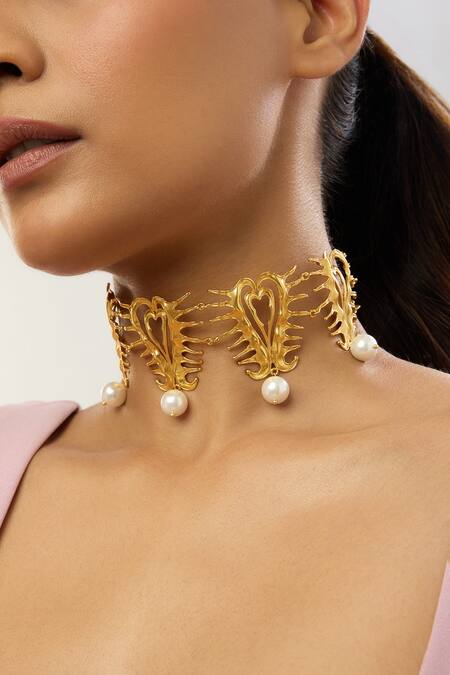 Shop_Mnsh_Gold Plated Amour Heart Choker _Online_at_Aza_Fashions