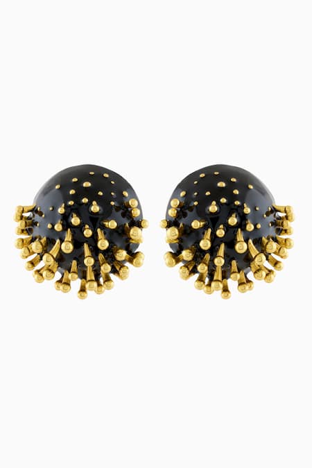 Mnsh Vine Round Studs 