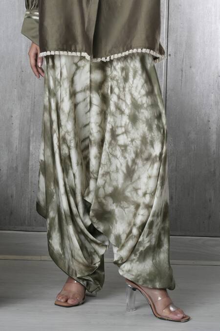 Vara By Vibha N Priti_Green Chanderi, Satin, Modal Beads Collared Hand Embroidered Set _Online_at_Aza_Fashions