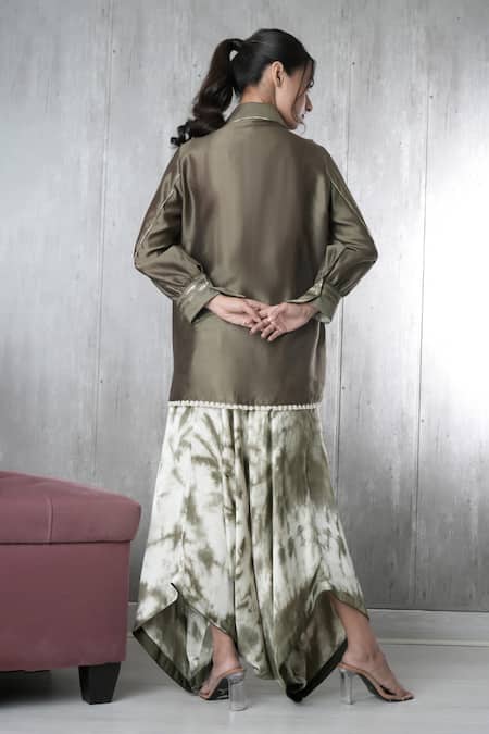 Vara By Vibha N Priti Green Hand Embroidered Chanderi Set 